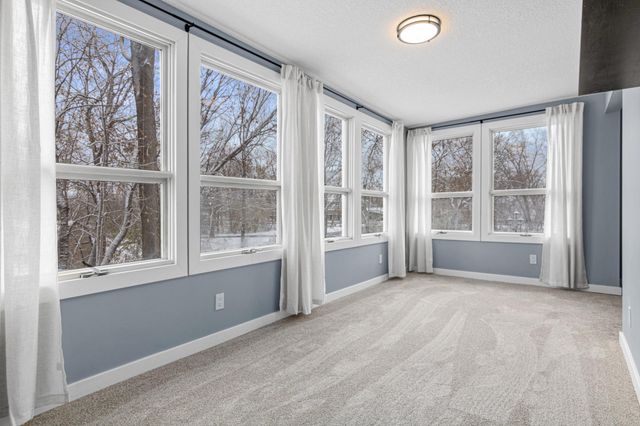 2156 Sandy Lane, Mound, MN 55364