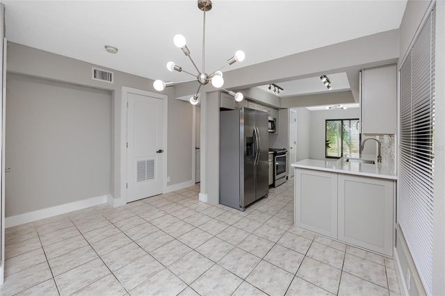 7310 SUNSHINE SKYWAY LANE S 116, St Petersburg, FL 33711