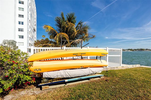 7310 SUNSHINE SKYWAY LANE S 116, St Petersburg, FL 33711