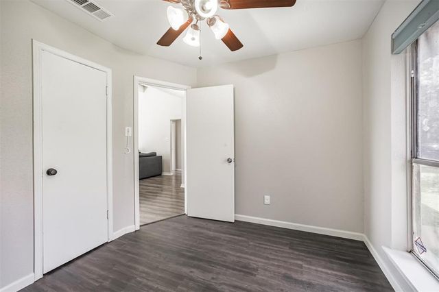 10606 Forest Leaf Drive, Sugar Land, TX 77498