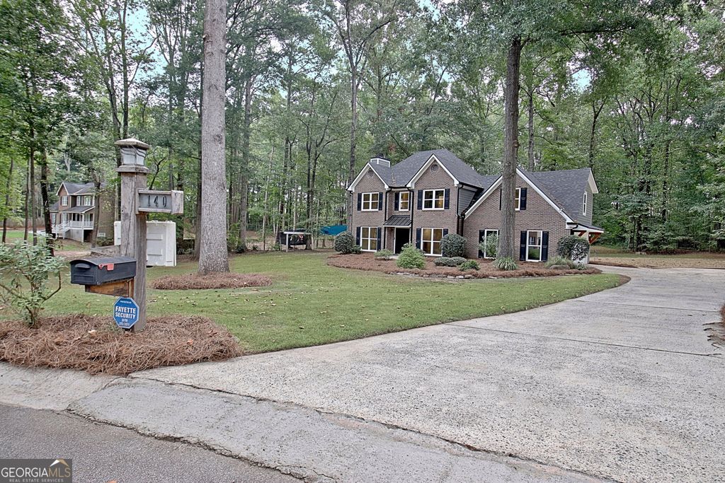 140 Cedar Creek Court, Fayetteville, GA 30215 — photo 2