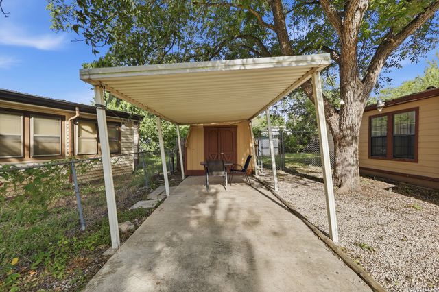 8561 BRAEWICK DR, San Antonio, TX 78239