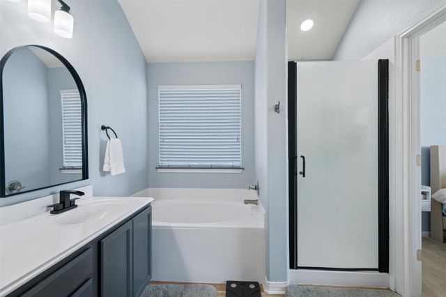 1207 Utopia LN, Hutto, TX 78634