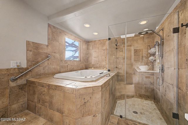 5865 N Escondido Lane, Tucson, AZ 85704