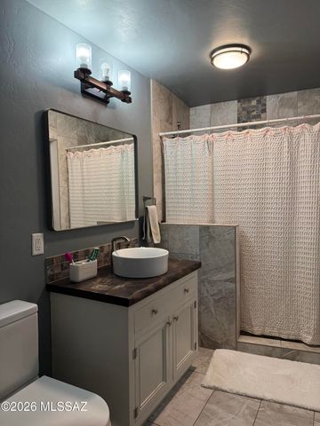 5865 N Escondido Lane, Tucson, AZ 85704