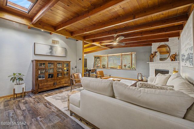 5865 N Escondido Lane, Tucson, AZ 85704