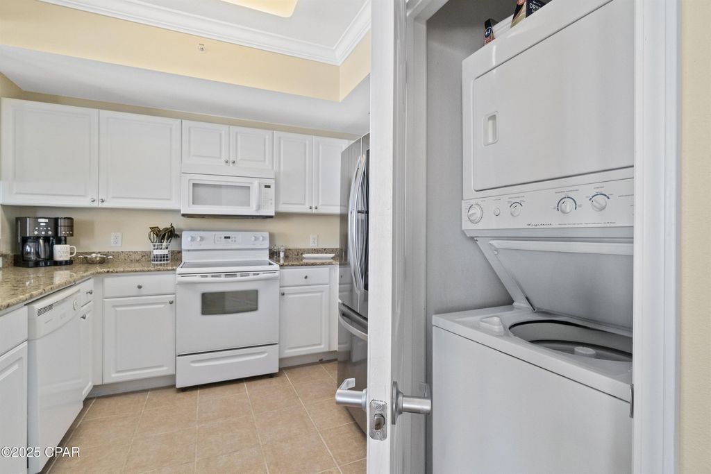 Image 10 of property listing at 16819 Front Beach Road 500, Panama City Beach, FL 32413