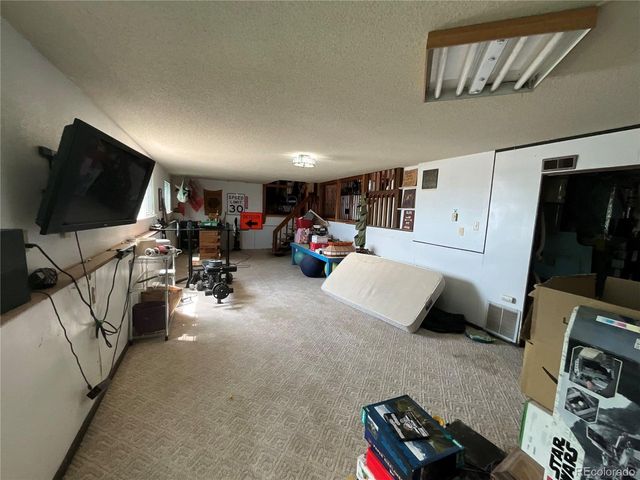1163 N Kirkwood Dr, Pueblo, CO 81007