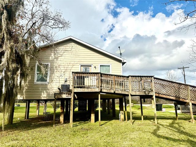 2881 County Road 520, Brazoria, TX 77422