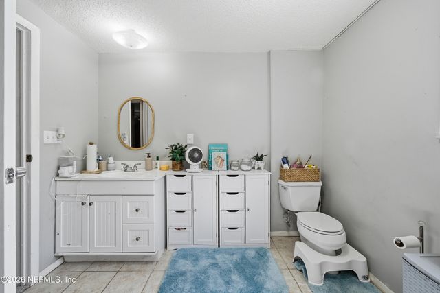1025 GRANGER Drive, Jacksonville, FL 32221