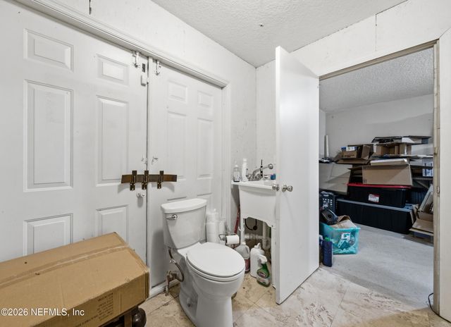 1025 GRANGER Drive, Jacksonville, FL 32221