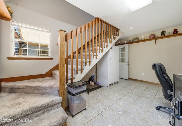 1025 GRANGER Drive, Jacksonville, FL 32221