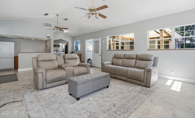 1025 GRANGER Drive, Jacksonville, FL 32221