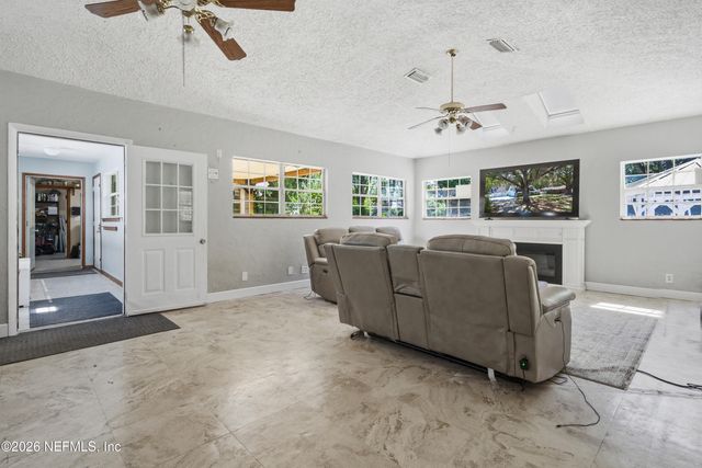 1025 GRANGER Drive, Jacksonville, FL 32221