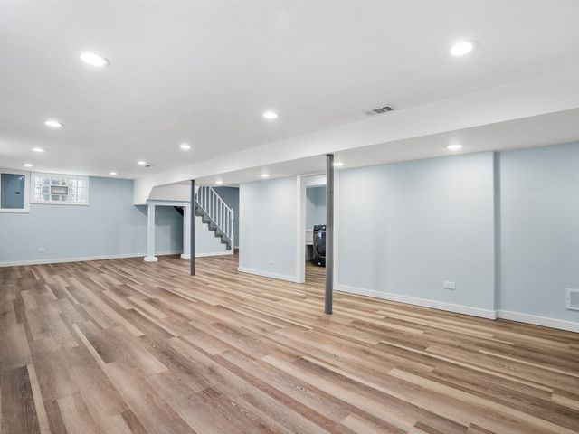 12321 S Green Street, Calumet Park, IL 60827