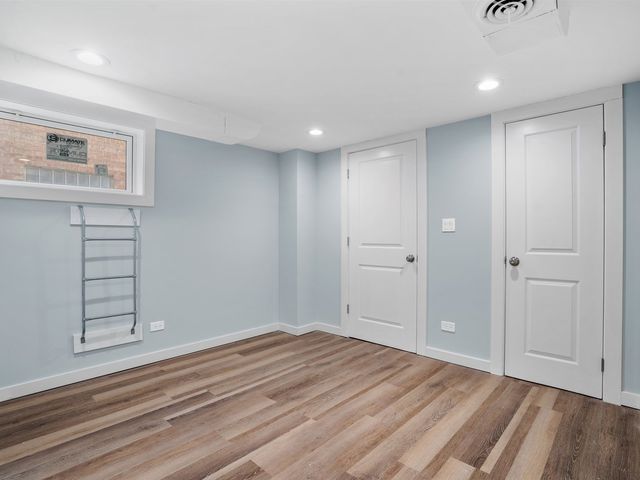 12321 S Green Street, Calumet Park, IL 60827