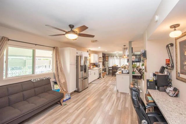 1010 Bobier Dr East 12, Vista, CA 92084