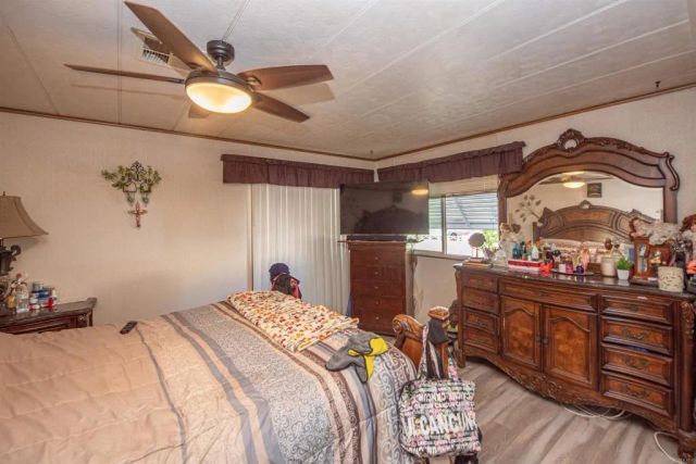 1010 Bobier Dr East 12, Vista, CA 92084