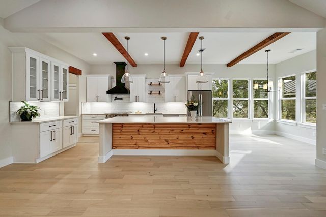 1321 Prospect CIR, Horseshoe Bay, TX 78657