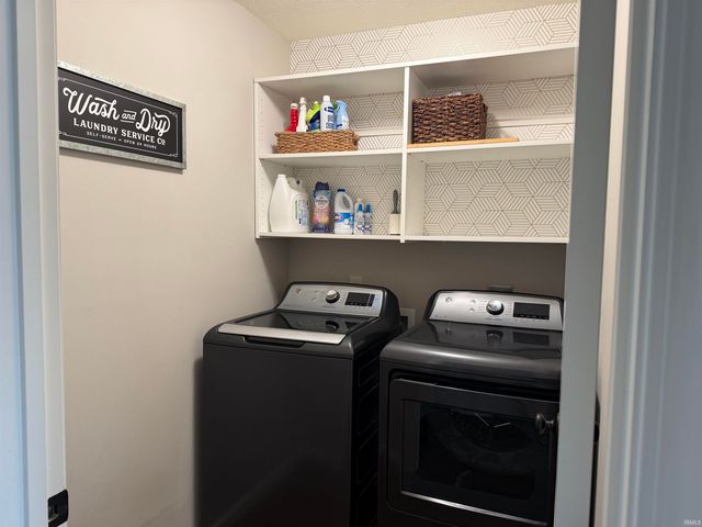 16860 Hatstick Court, Fort Wayne, IN 46845