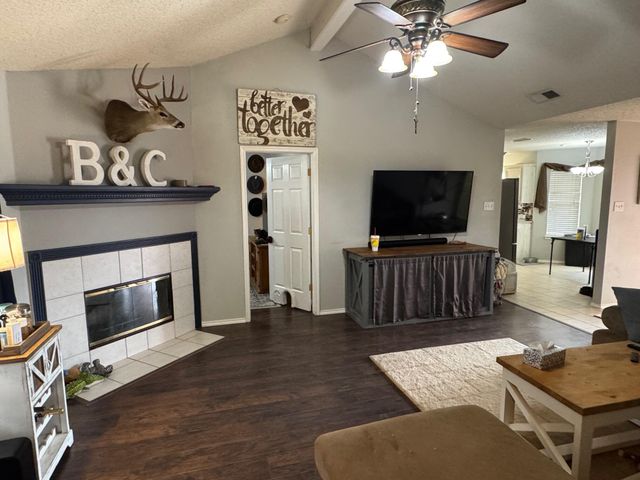 1906 81st Street, Lubbock, TX 79423