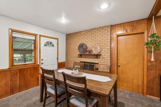 6102 Hampshire Avenue N, Crystal, MN 55428