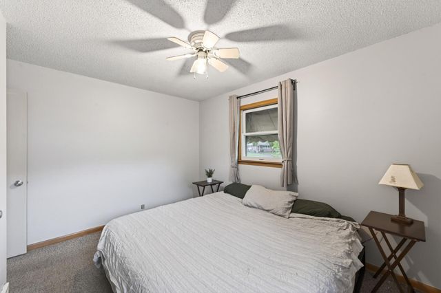 6102 Hampshire Avenue N, Crystal, MN 55428