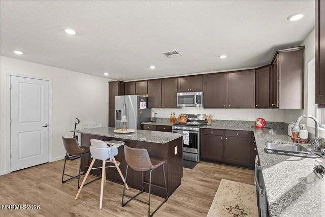 8921 Quail Falls Drive, Reno, NV 89506