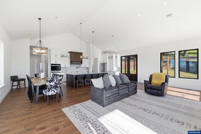 40327 Linn Haven Lp, Lebanon, OR 97355