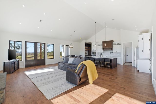 40327 Linn Haven Lp, Lebanon, OR 97355