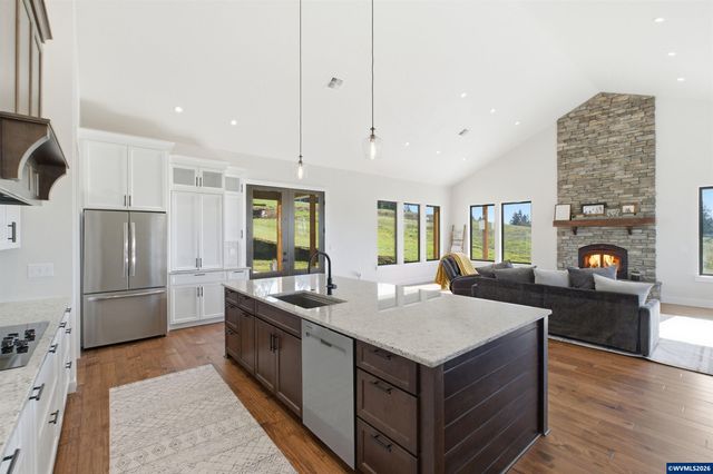 40327 Linn Haven Lp, Lebanon, OR 97355