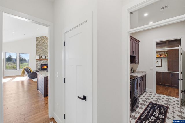 40327 Linn Haven Lp, Lebanon, OR 97355