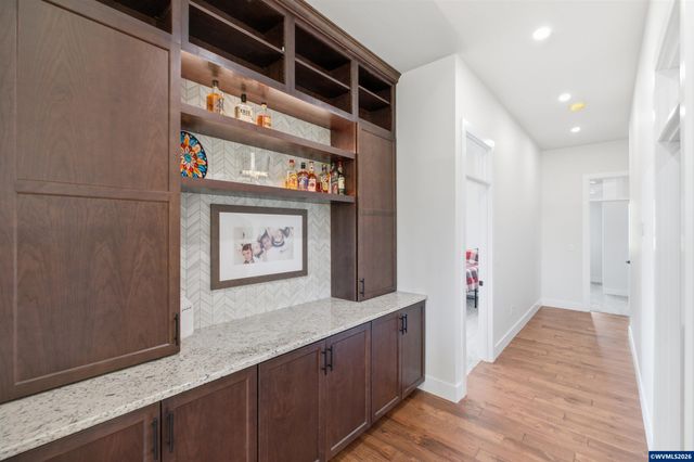 40327 Linn Haven Lp, Lebanon, OR 97355