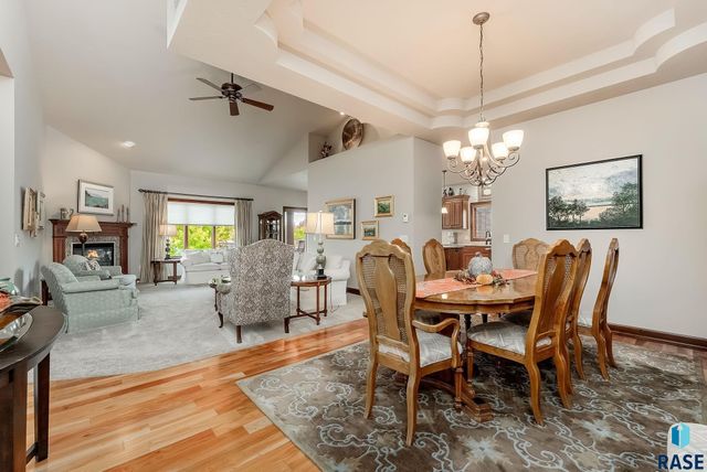 7418 S Grand Arbor Ct Court, Sioux Falls, SD 57108