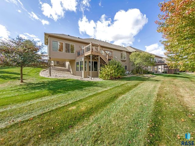 7418 S Grand Arbor Ct Court, Sioux Falls, SD 57108