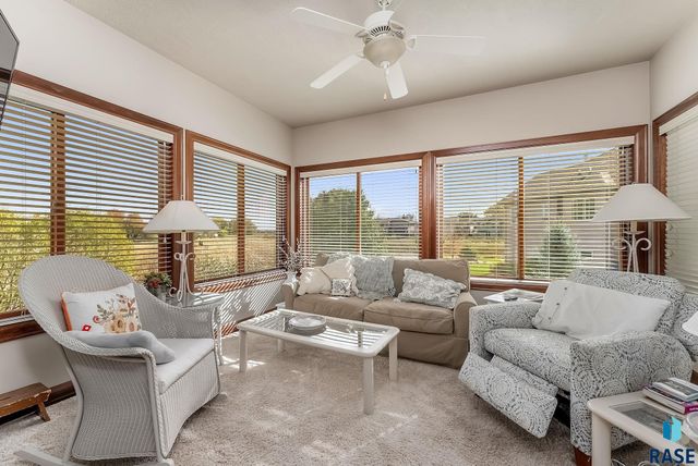 7418 S Grand Arbor Ct Court, Sioux Falls, SD 57108