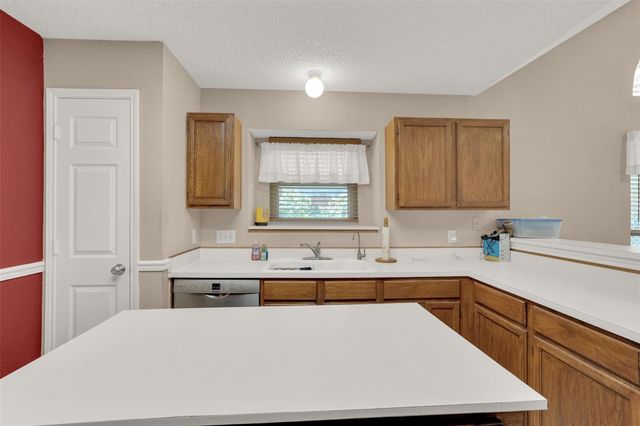 4329 Baldwin Street, Grand Prairie, TX 75052