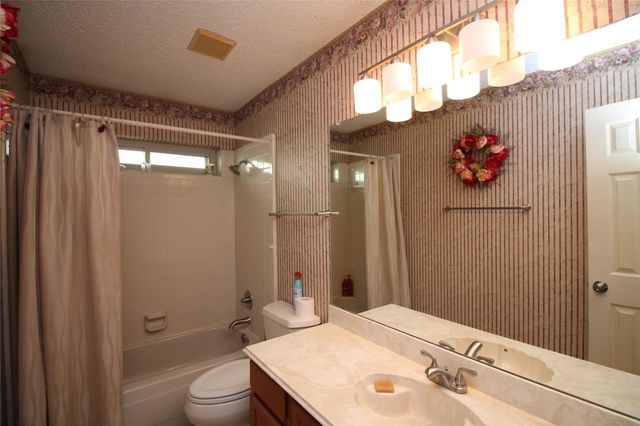 4329 Baldwin Street, Grand Prairie, TX 75052