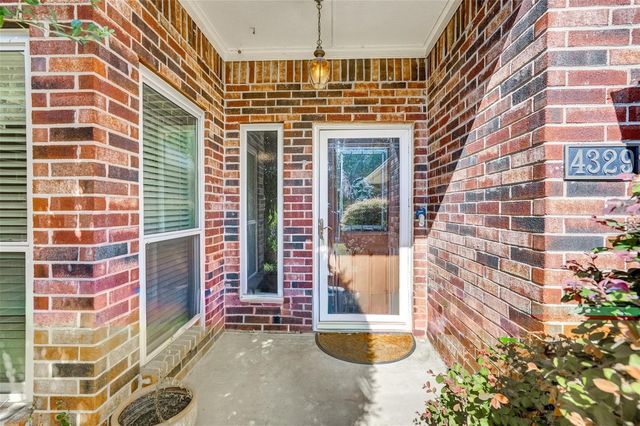 4329 Baldwin Street, Grand Prairie, TX 75052