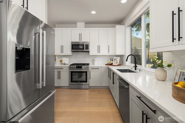 10931 NE 133rd Street, Kirkland, WA 98034