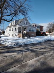 1960 Illinois Street LOWERLEVEL, Des Plaines, IL 60018