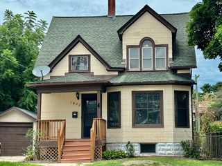 1822 Charles Street, Rockford, IL 61104