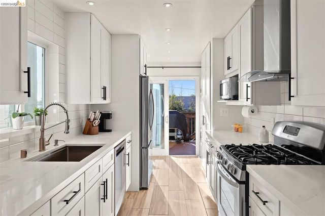 926 Pierce St, Albany, CA 94706