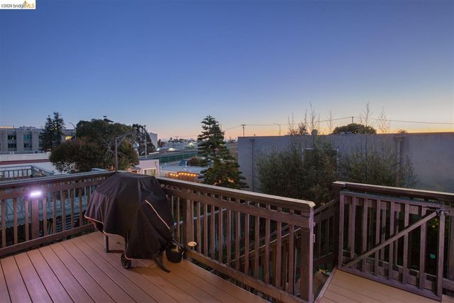 926 Pierce St, Albany, CA 94706