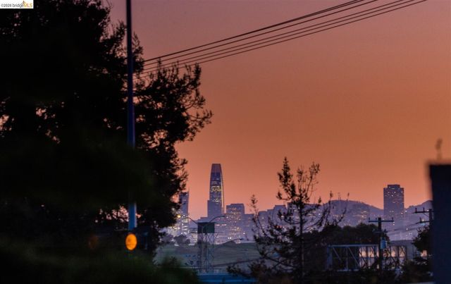 926 Pierce St, Albany, CA 94706