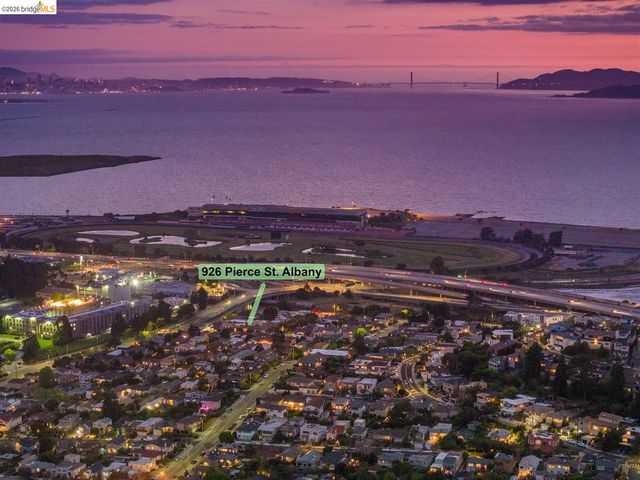 926 Pierce St, Albany, CA 94706