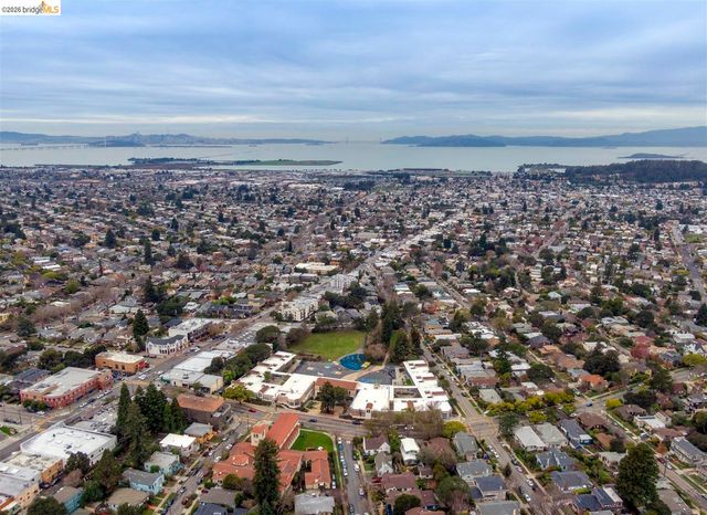 926 Pierce St, Albany, CA 94706