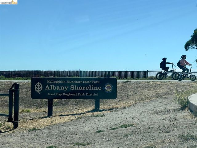 926 Pierce St, Albany, CA 94706