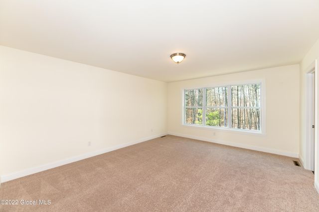 3 Balsam Court, Ballston, NY 12019