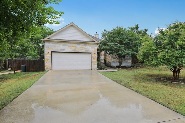 8 Rock Hollow CIR, Wimberley, TX 78676
